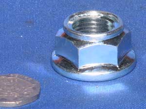 Rear wheel nut 09159H16002