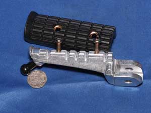Footrest left hand complete with rubber 43661HM8101