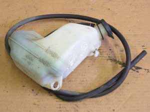 Expansion tank for cooling system Honda CBR600FW (image for) Expansion tank for cooling system Honda CBR600FW