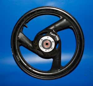 Front wheel Used Yamaha FZS1000 Fazer (image for) Front wheel Used Yamaha FZS1000 Fazer