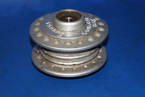 Wheel hub suzuki vl intruder 125