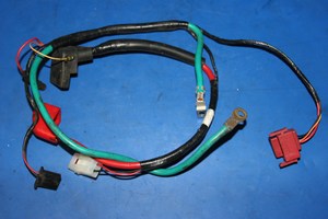 Assorted battery leads