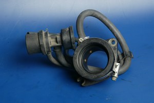 Inlet manifold rubber front Yamaha XV750 used