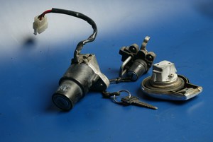 Ignition switch lockset and key Yamaha XV750 used