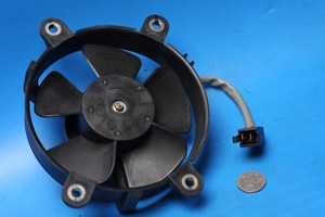 Universal motorcycle fan two pin connector