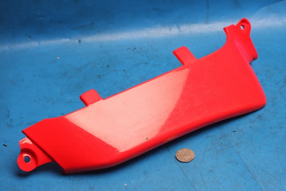 Right hand front wing red malaguti crosser CR1 used